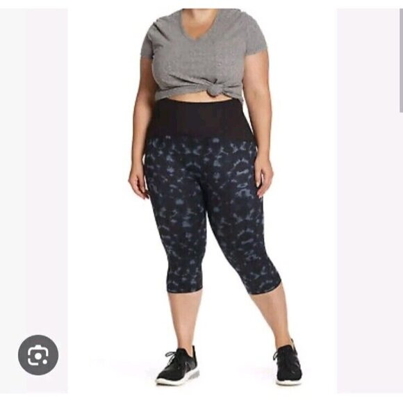 Spanx The Active Compression Capri Knee Leggings Black & Blue Women’s Size 1X - Picture 1 of 12